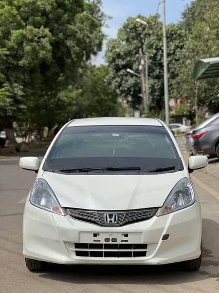 honda fit 2016 hybrid in extra ordinary condition 4