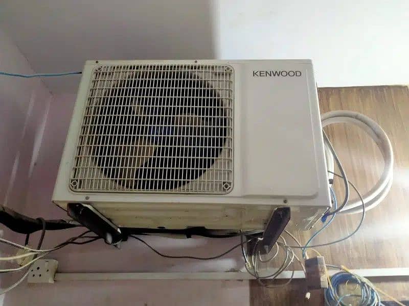 Kenwood 1.5 ton inverter AC heat and cool 1