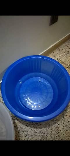 plastic tubs