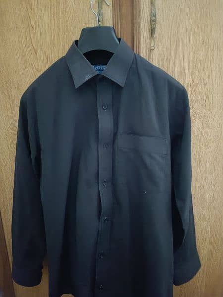Three piece suit for Men / Neat and clean condition 4