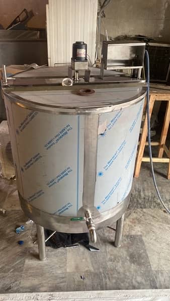 Milk boiler ( electric plus gas) & Milk chiller 3