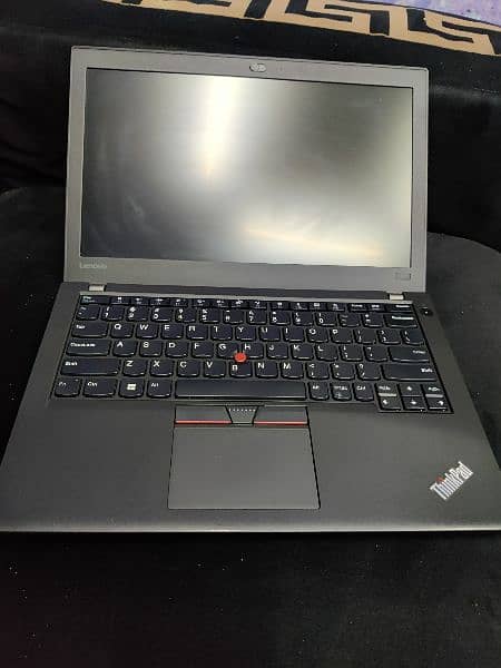 Lenovo Thinkpad x270 . i7 6gen. 16gb ram . 128ssd - Computers