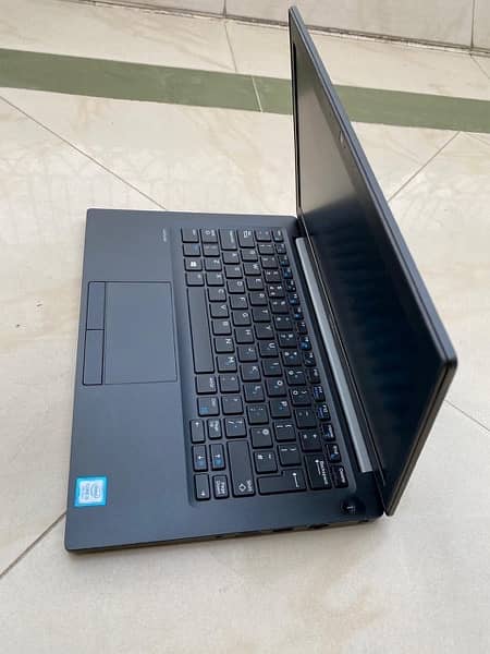 Dell 7280 laptop core i5 6th generation  8 gb ram  256 gb ssd 6