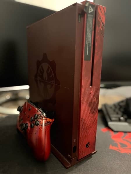 Xbox one s 2tb limited edition gears of war 9