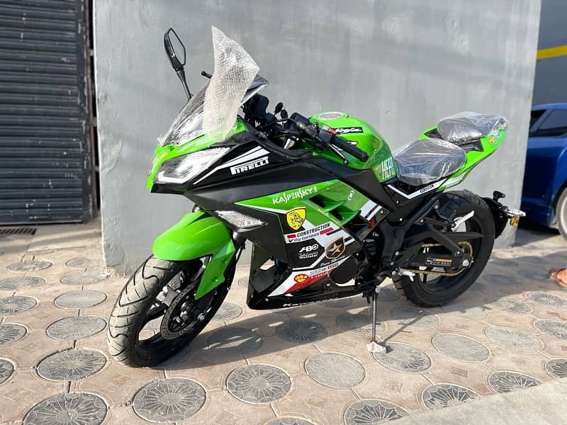 cheapest brand new heavy bike 200cc and 250cc sports racing ninja 2