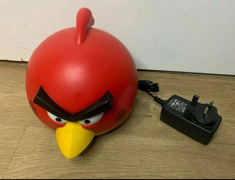 Gear4 Angry Birds Speaker 30 watt. . . price is negotiable 1