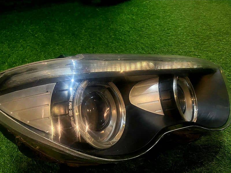 BMW 7 series headlights in 100% new condition !! 9