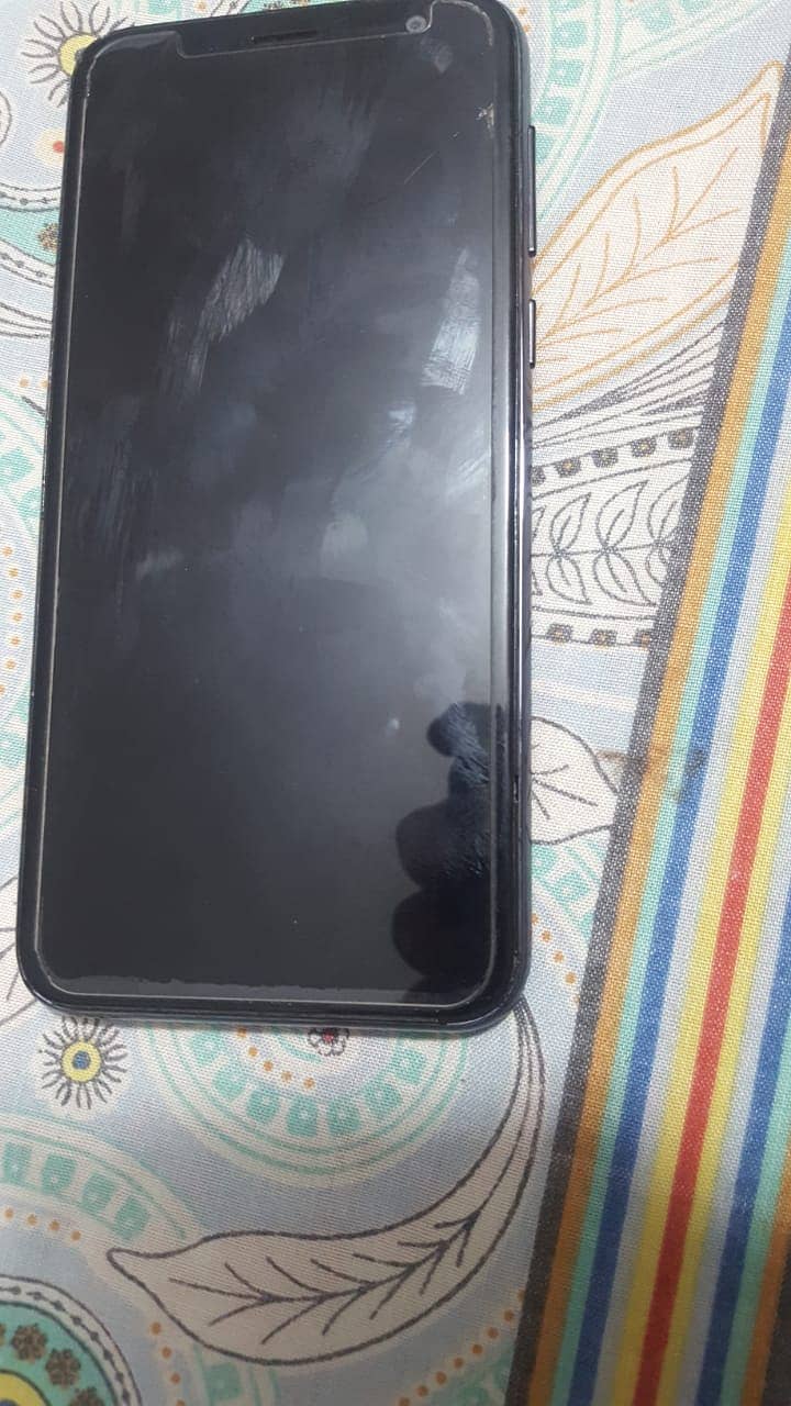 32gb with box in good condition QMobile hd + 2