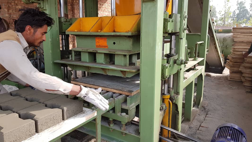 KM Mughal Concrete Paver Tiles and Blocks Making Plants Manufacturer 0