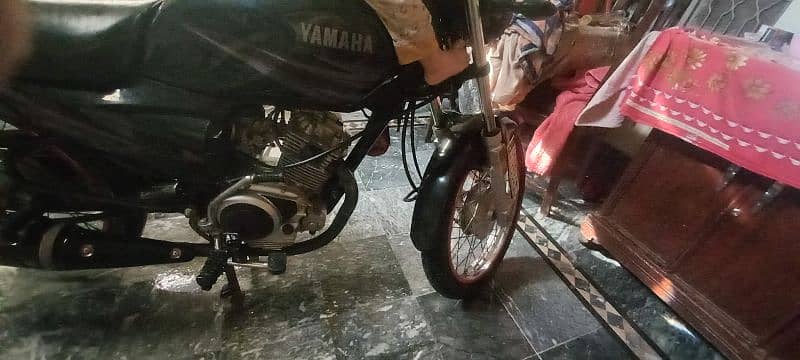 I sale yamaha bike ybrz. 125 3