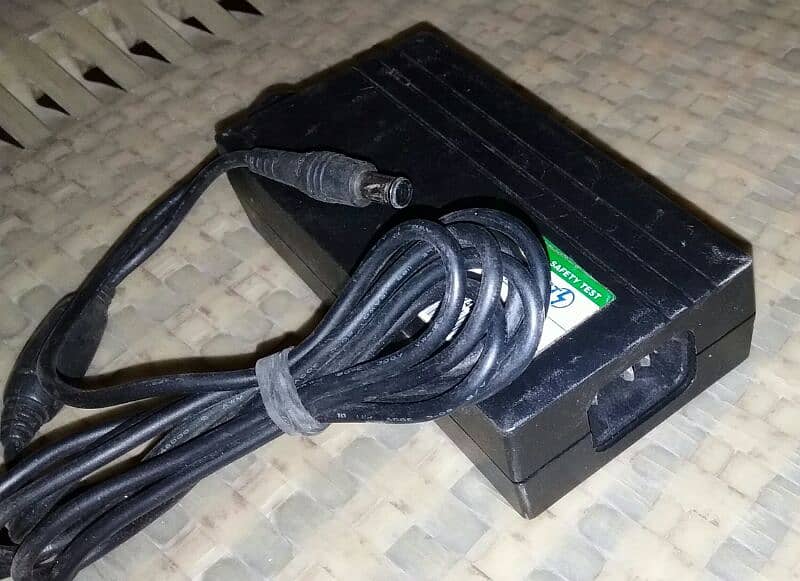 laptop charger branded. 0