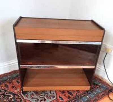 HOSTESS TROLLY /CABINET URGENT NEED