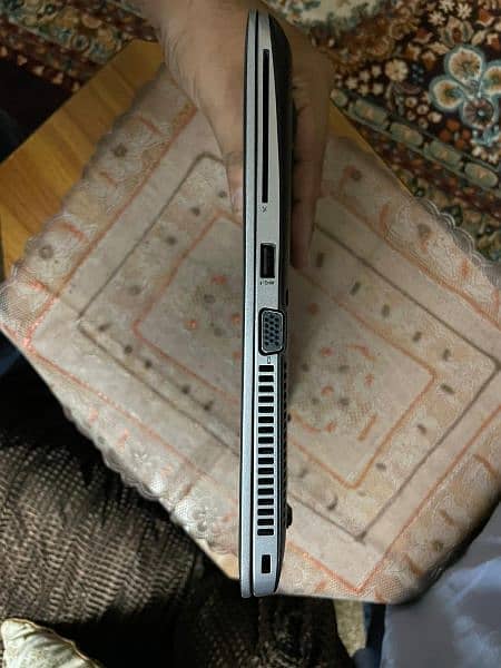 Hp elitebook G3 840 i5 6th gen 4