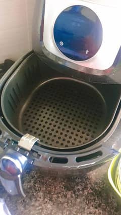 Branded Air fryer up for sale