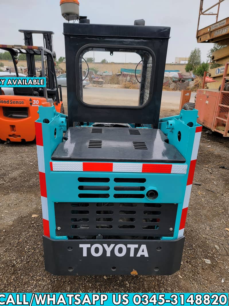 TOYOTA SDK4 Bobcat Skid Steer Mini Wheel Loader for Sale in Karachi PK 18