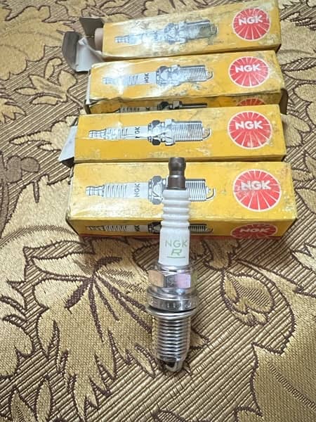 Original NGK Car Plugs 4