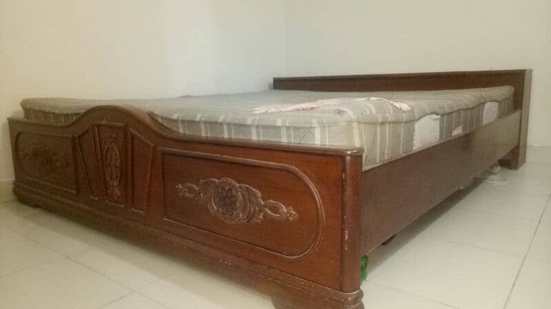 king Bed  with mattress 8