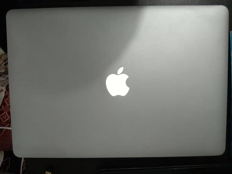 MacBook 2014 15" i7 16gb Ram | Retina 5