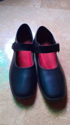 3 pair school shoes each pair 800 for sale reasonable price mai