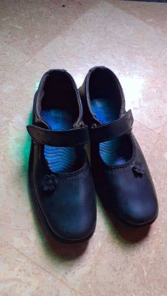 3 pair school shoes each pair 800 for sale reasonable price mai 6