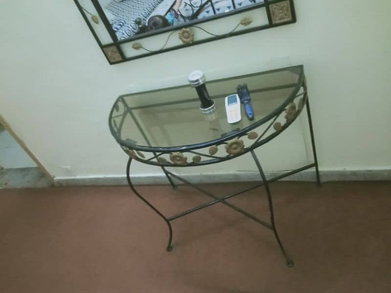 Excellent dressing table and mirror 1