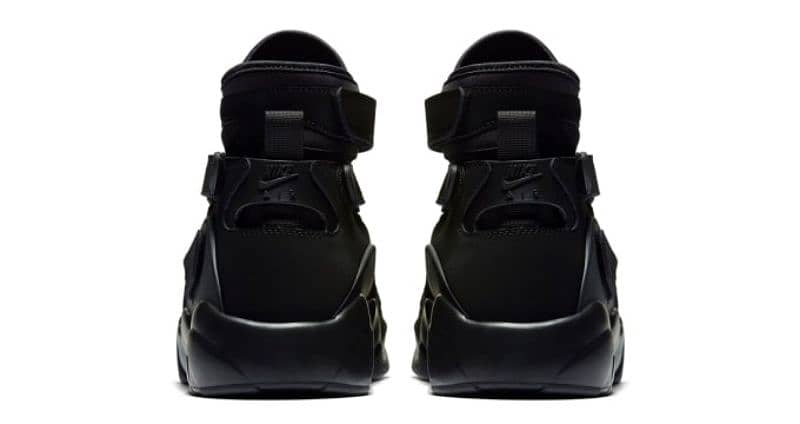 Nike air unlimited triple black batman sneaker jogger shoes 2