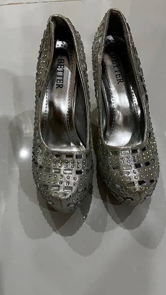 Imported Size 40 White Heels With Diamonds Design 3