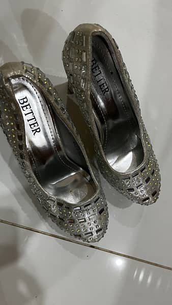 Imported Size 40 White Heels With Diamonds Design 2
