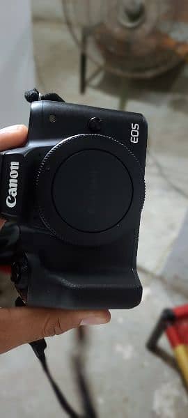 Canon M50 Mirrorless 6