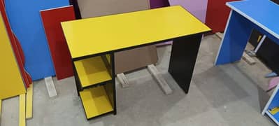 brand new study table for kids