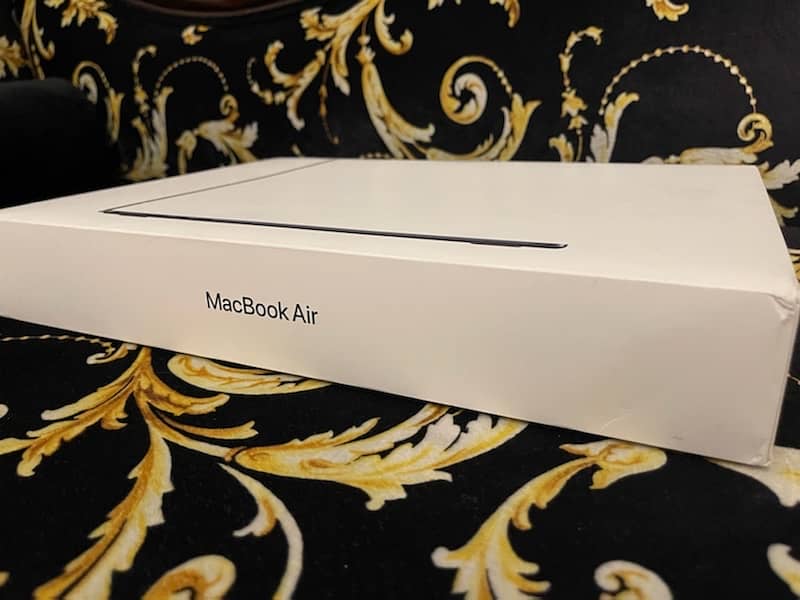 Macbook Air M2 15 inch 8/256GB 1