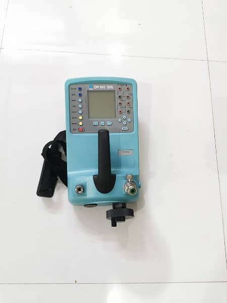 Pressure Calibrator 11