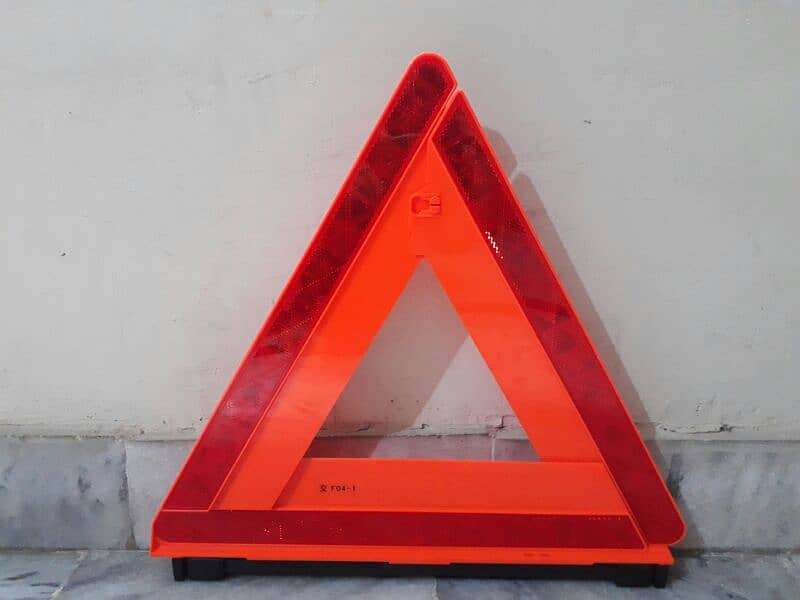 Emergency warning  sign 5