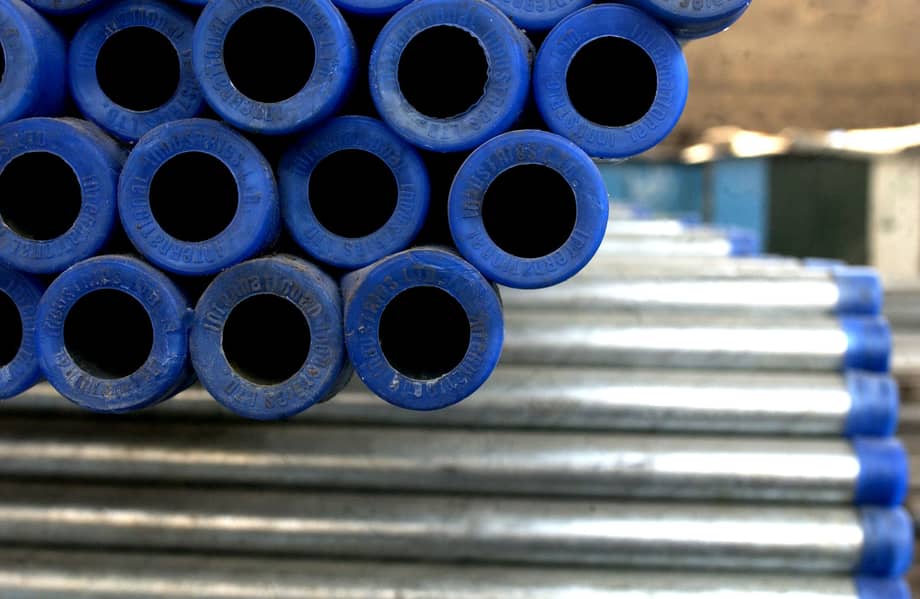 GI pipes (IIL hot dipped, leaked free galvanized iron pipe) 1
