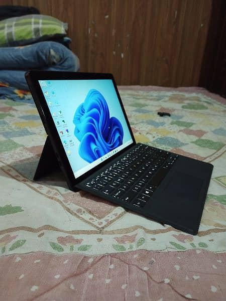 Dell 5285 i5 7th Gen 8GB Ram 2K Touch display Shared Graphics 4GB 0