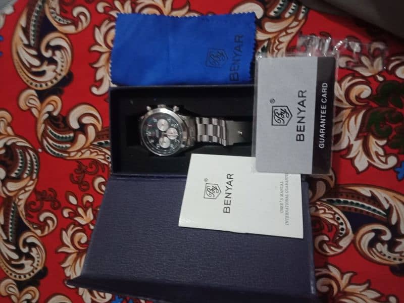 Benyar chronograph watch in good condition 1