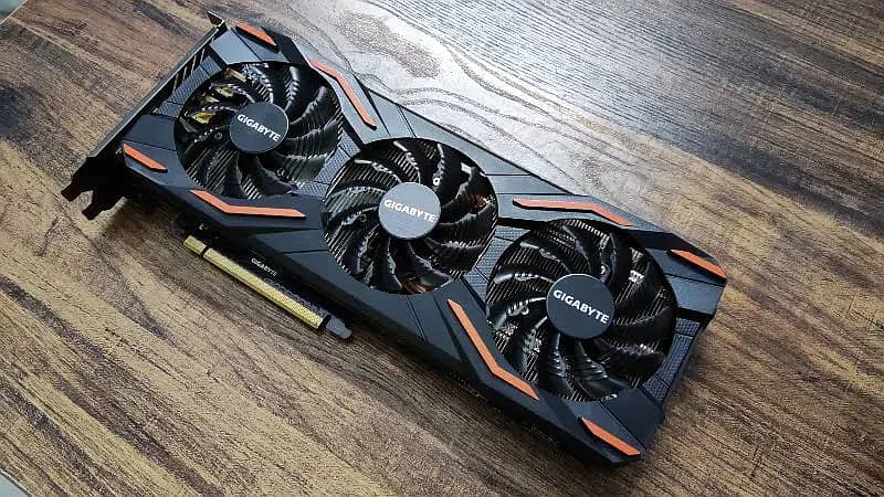 Gforce GTX 1080 by Gigabyte  With Box 5