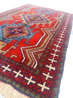 handmade beautiful woolen Rug | Rugs and Carpets | Qaleen | Homedecor