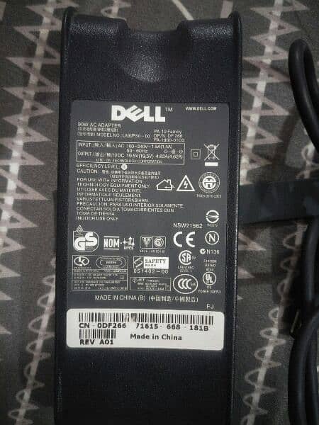 Dell Geninune 90 watt Adapter  with power cord 9