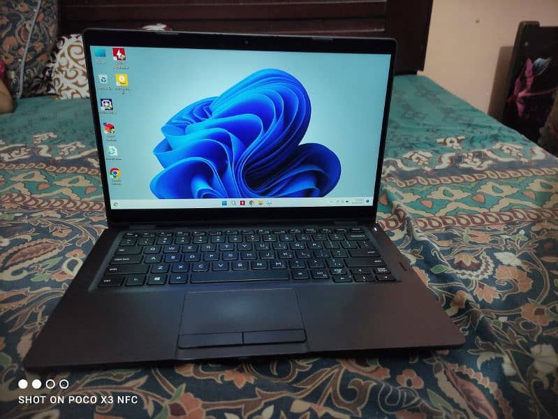 Dell Latitude 5300 2in1 i5 8th genwith 360 Touch screen 8