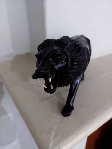 sculpture of Lion made of black wood/ show piece/ Souvenir 2