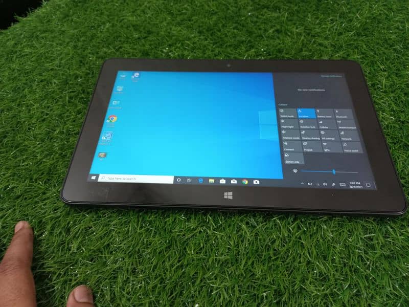Dell 11 Pro i3 4th Gen 128GB 4GB Windows Tablet 6