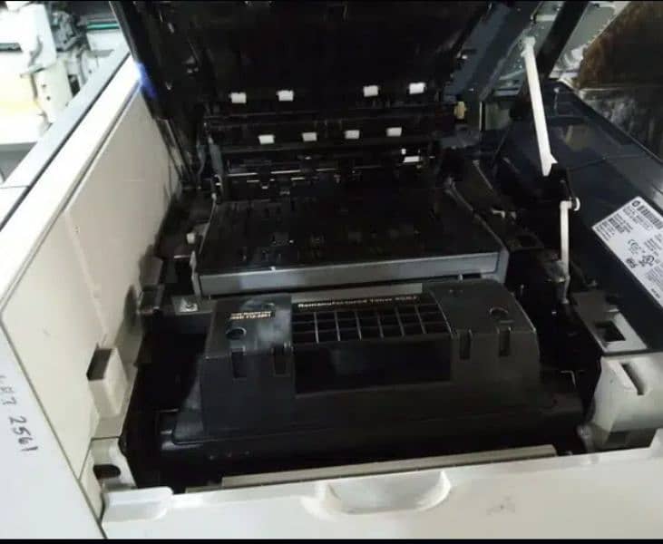 HP LaserJet MFP 630nf HP Laser Jet MRP 4555 mfp printer copier scanner 9