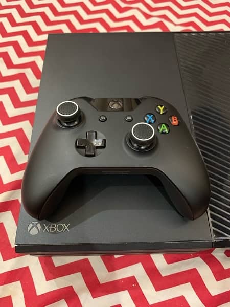 Xbox One 1Tb 1