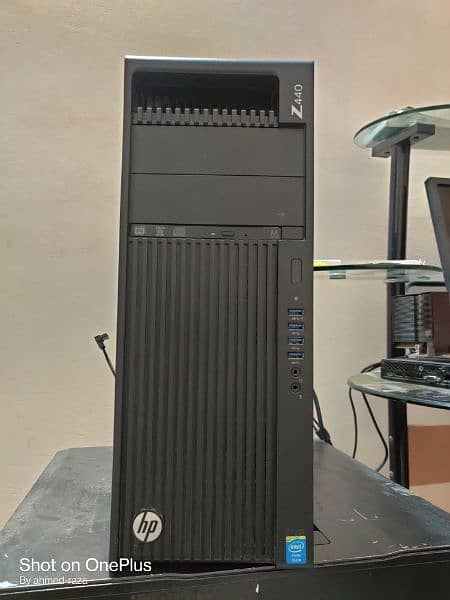 HP z440 Xeon E5 2620 v4 (8-Cores 16-T 20MB) 16GB DDR4 (Render Pc) 0