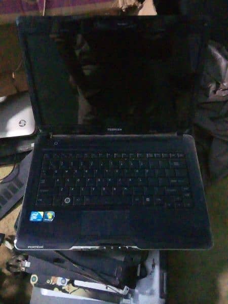 MIX laptop lot i3,i5 1gen,2genr AMD bearbon 4