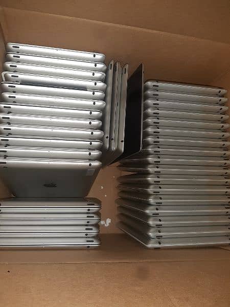 Apple ipad 3rd generation USA STOCK  03232311319 HD. Electronics 3