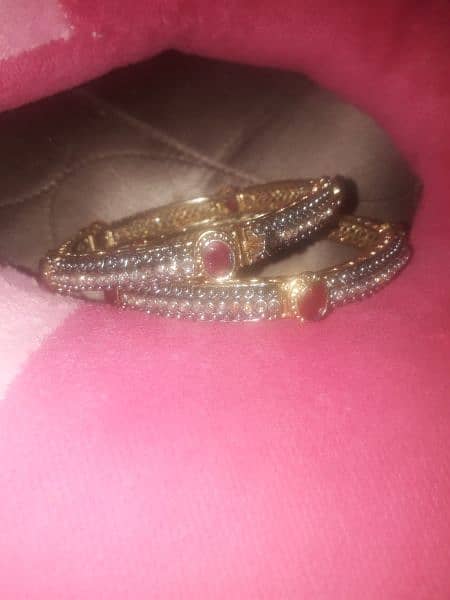 anteek bangles 0