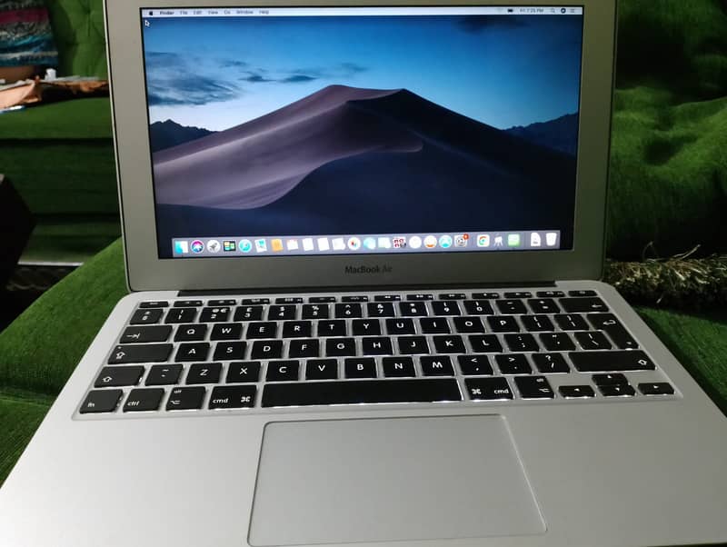 MACBOOK AIR MID A 1465 2