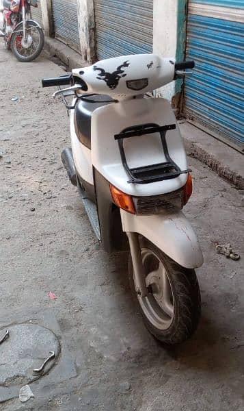 Honda scooty for sale 49cc (2 stroke)